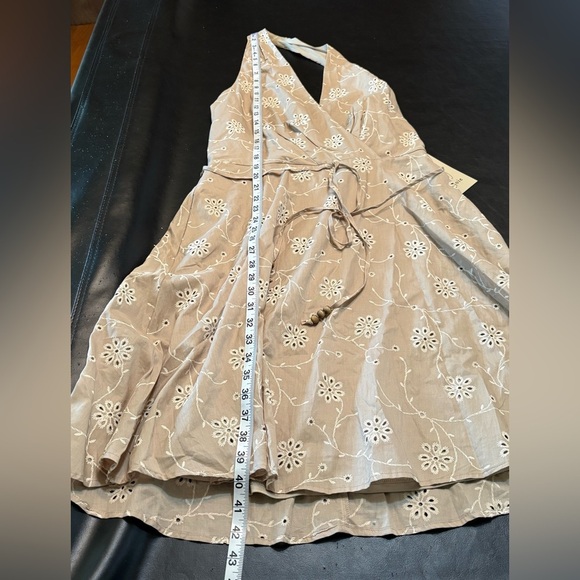 Joie Floral Backless Dress w/ Front Pockets. NWT size 8 side zip beaded tie belt - Picture 15 of 16